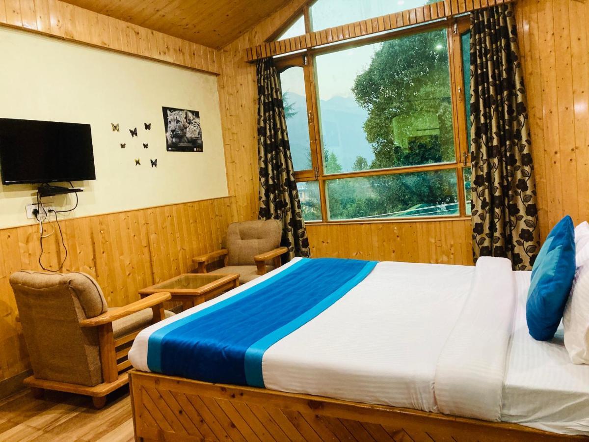 Woods Villa- A Luxury Mountains View Cottages Manāli Exteriör bild
